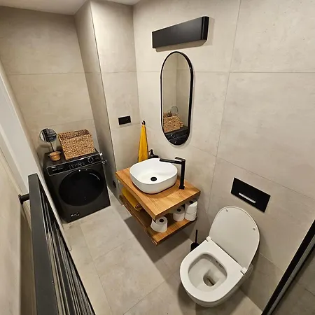 Design 1 - By Alkatravel, Ski&bike Apartment Janske Lazne